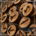 Runes artisanales en bois de If - SIGHILD CORVUS CORAX - Boutique ésotérique Corvus Corax